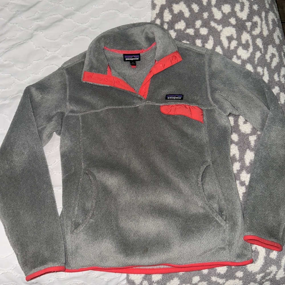 Gray Patagonia Pullover